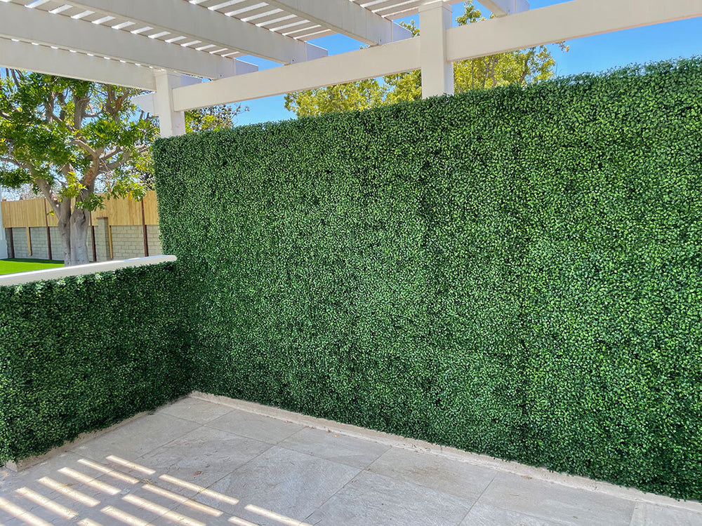 How Boxwood Panels Help Brand Your Business