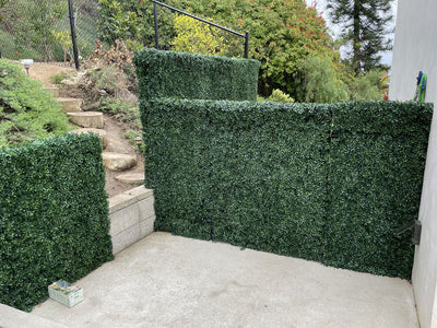 How Installing Artificial Vertical Gardens Can Save You Time and Money